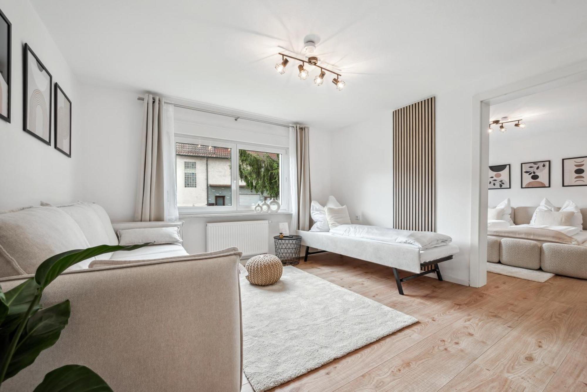 Malu Rooms - Ruhige Lage, Erdgeschoss, Smarttv, Netflix, 24H Checkin, ルートヴィヒスブルク エクステリア 写真