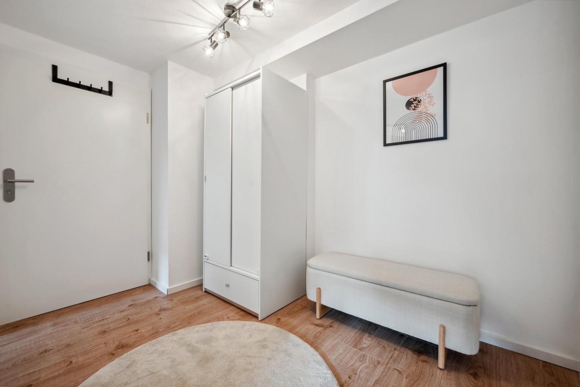 Malu Rooms - Ruhige Lage, Erdgeschoss, Smarttv, Netflix, 24H Checkin, ルートヴィヒスブルク エクステリア 写真